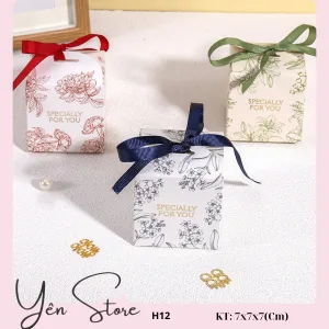 Hộp đựng quà tặng Specially ForU kèm nơ cho tiệc cưới, sinh nhật phong cách Châu Âu, sang trọng- H12
